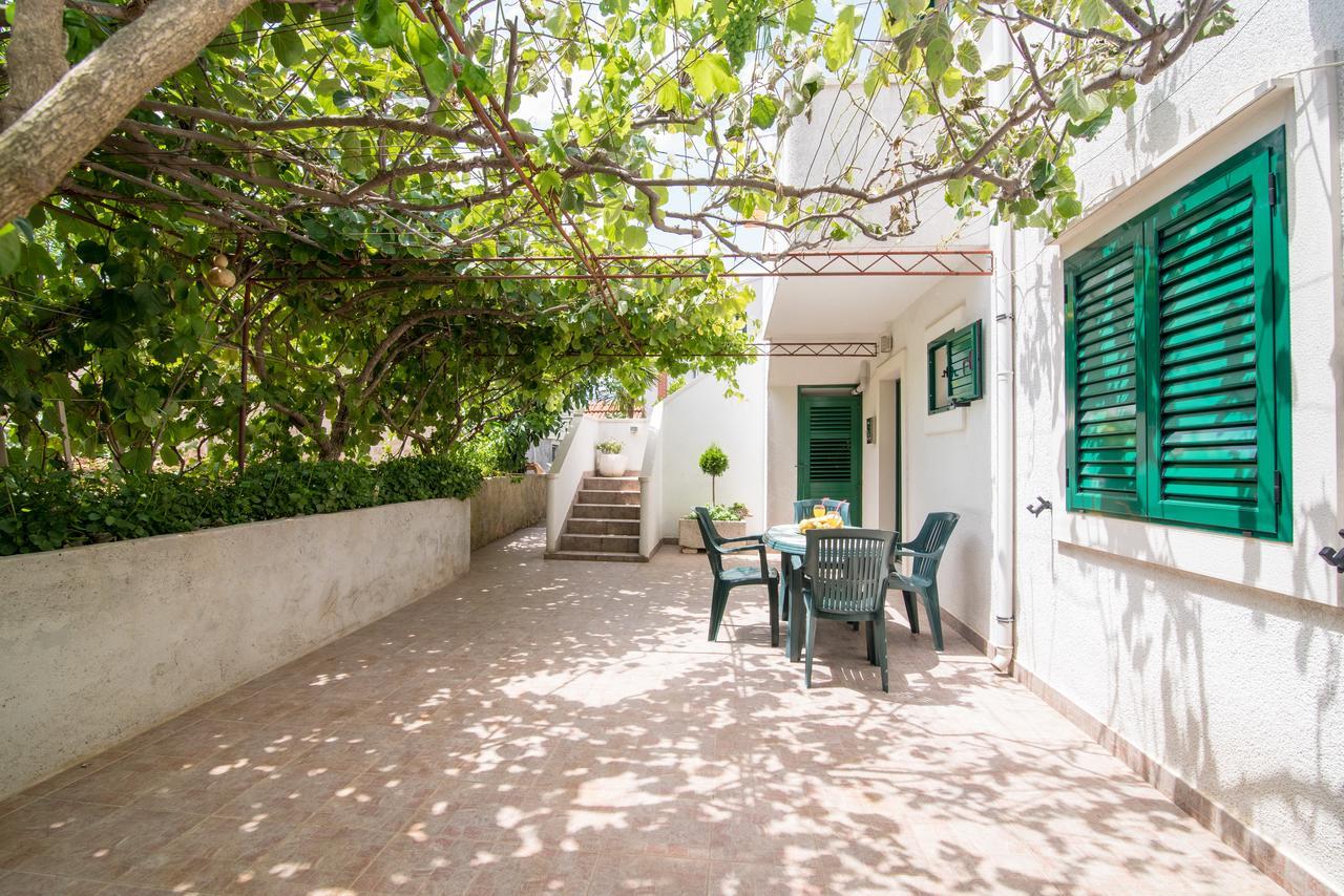Apartments Cafe Del Mar Супетар Экстерьер фото